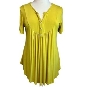 Women's Yellow Button-Front Top